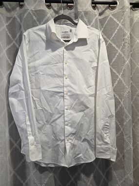 Goodfellow & Co White Men's Dress Shirt - Classic Button-Front